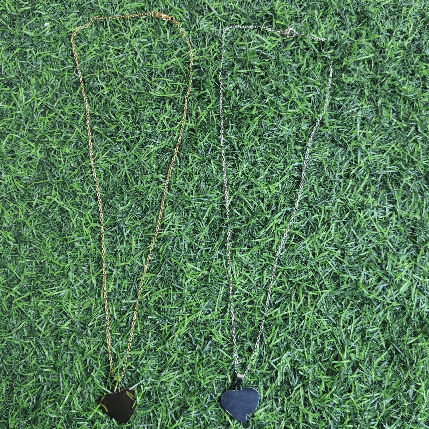 Small Heart Stainless Steel Necklace ( Golden / Silver )