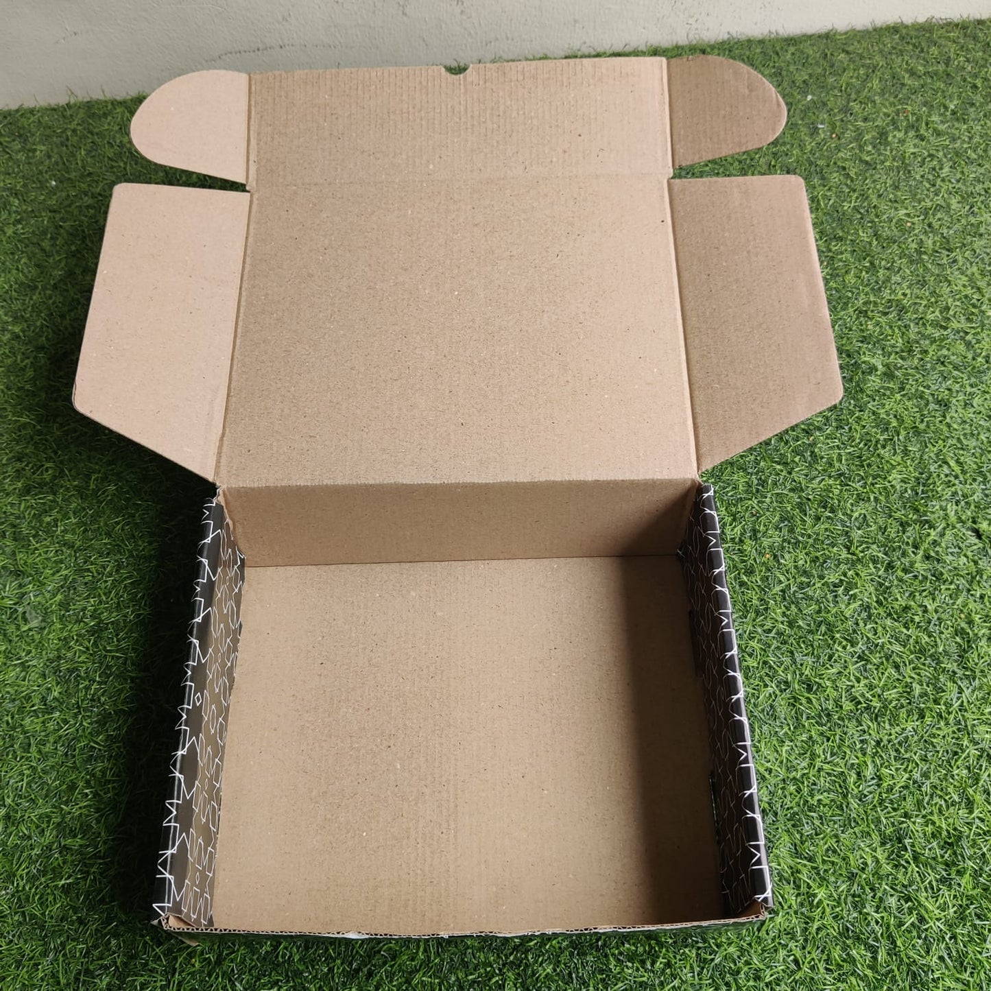 Flat Box ( 3 ply / Size : 10x8x3 inch )